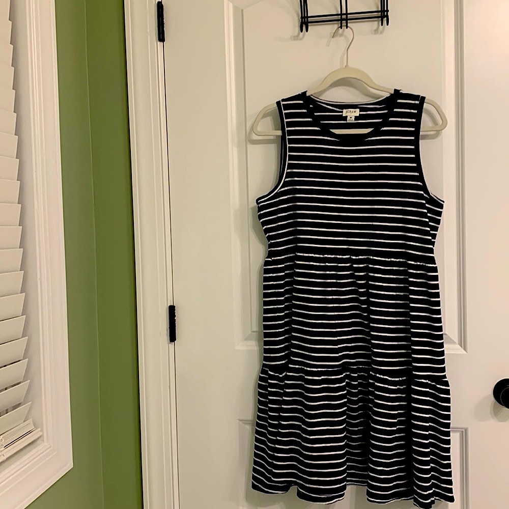J Crew factory sleeveless dress navy and white stripes size Medium